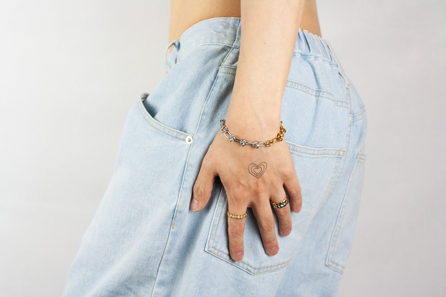 Band of Skulls Ring