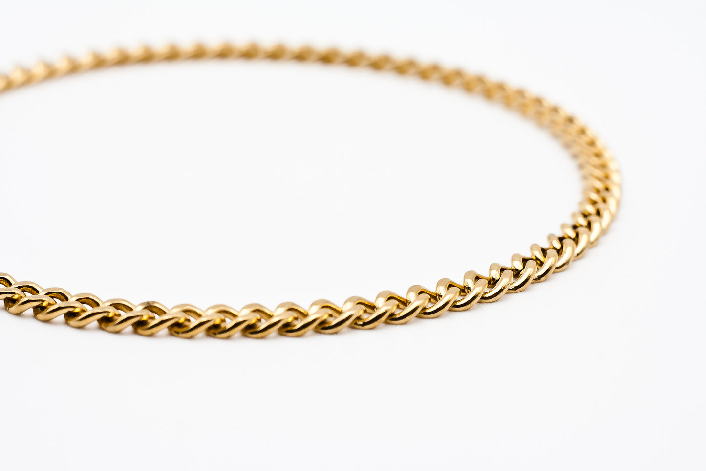Kirby Medium Bracelet Gold (AKA Connell)