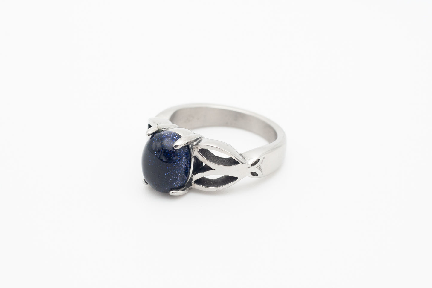 Reverie Signet Ring