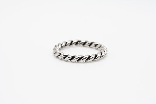 Twisted Ring